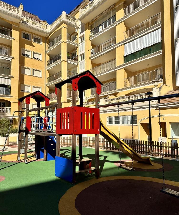 Lovely Apartment Denia, Piscina, Jacuzzi, Padel, Parking Ngoại thất bức ảnh